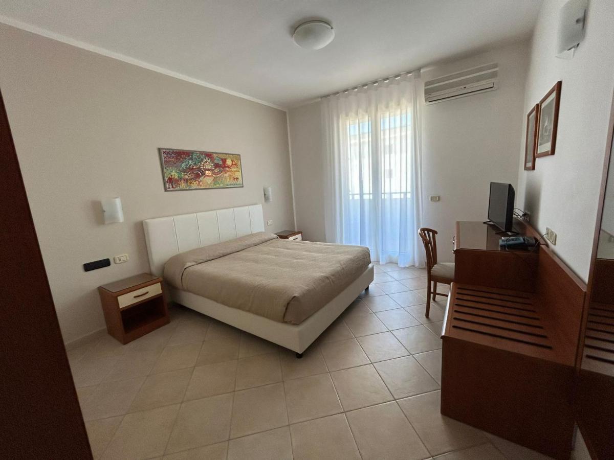 Bikini Hotel Vieste Eksteriør bilde